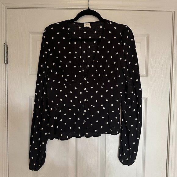 Aritzia Wilfred Prairie Blouse V Neck Polka Dot Fitted Black - Picture 3 of 7